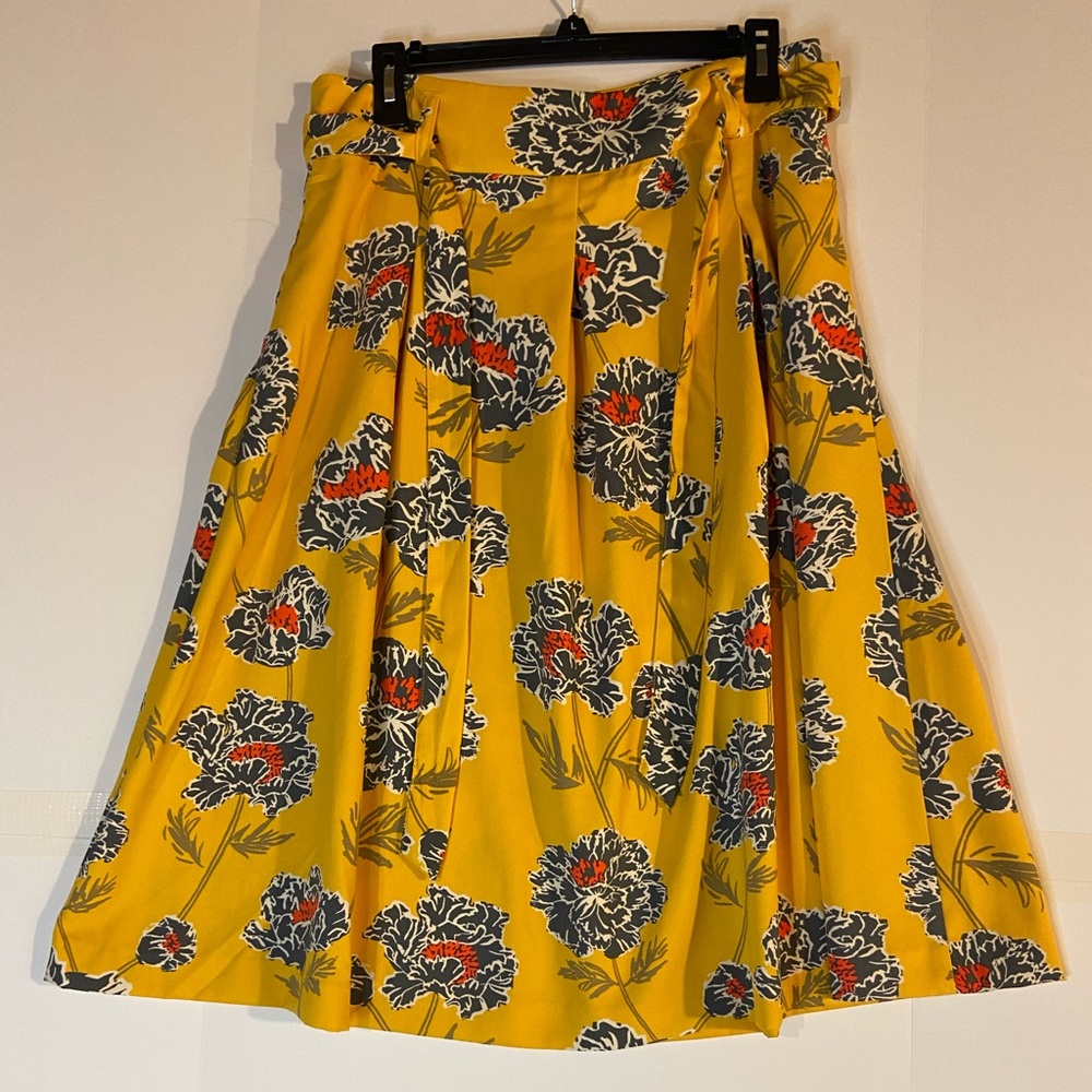 Banana Republic Yellow Floral A Line Skirt Flowy
